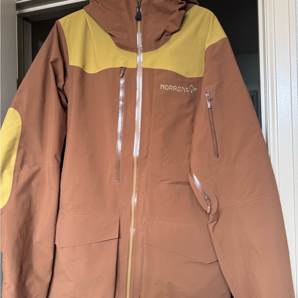 Norrona Men's Tamok Goretex Pro Jacket - Emperador (S)